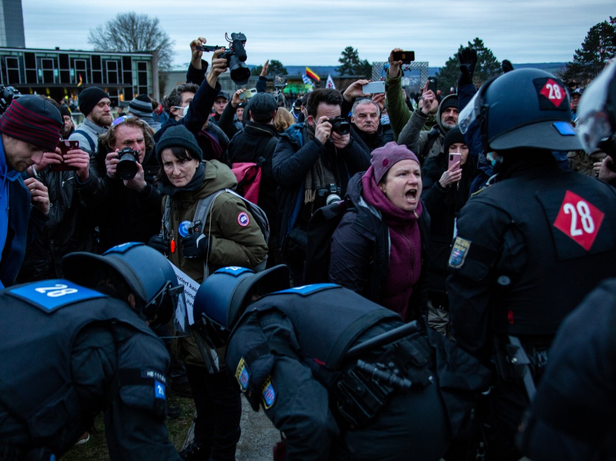 Was muss noch passieren, damit „Querdenken“ als Gefahr wahrgenommen&nbsp;wird?